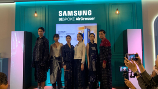 Samsung Punya Perangkat yang Fiturnya Bisa Merawat Baju Kamu