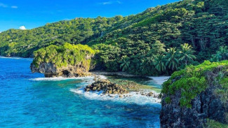 Part of Australia, Christmas Island is Close to Java Island