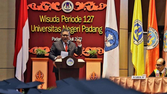 Hasto Kristiyanto Dalam Acara Wusada Universitas Negeri Padang, Sumatera Barat