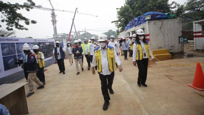 Menteri PUPR Basuki Hadimuljono Tinjau Revitalisasi TMII