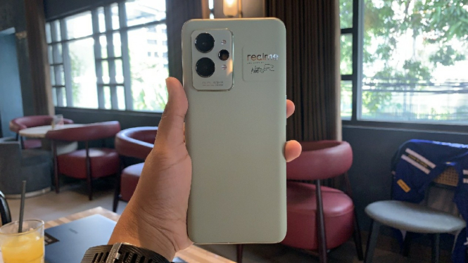 Realme GT2 Pro Paper Green.