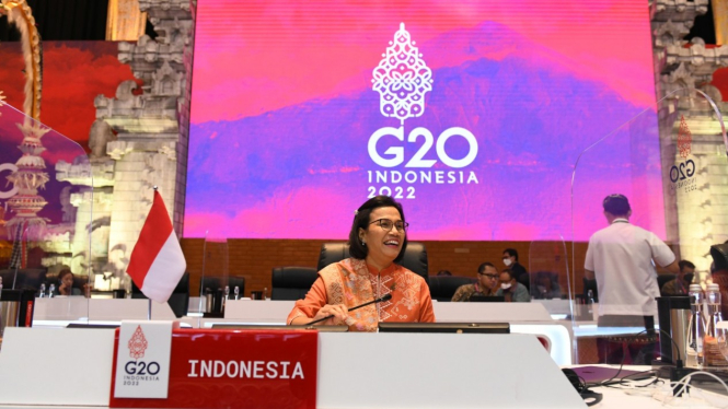 Menteri Keuangan Sri Mulyani Indrawati saat mengikuti session 7 international taxation di FMCBG Meeting G20 hari kedua di Nusa Dua, Bali, Sabtu, 16 Juli 2022.