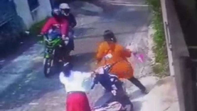 CCTV penembakan istri TNI di Semarang