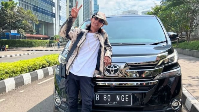 Bonge dan Toyota Vellfire