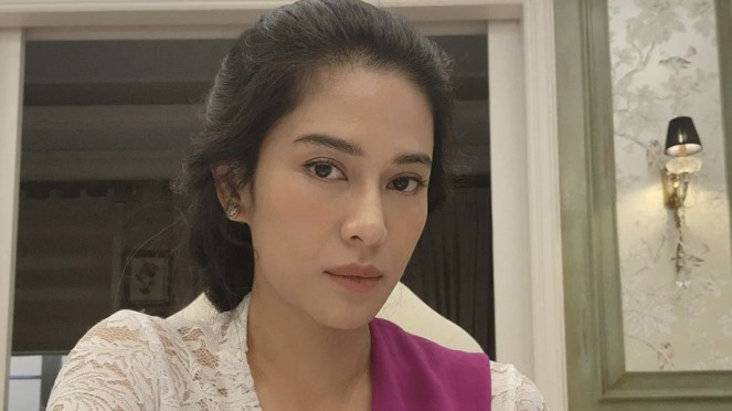 Dian Sastrowardoyo