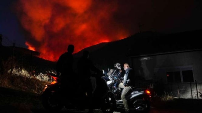 Kebakaran hutan landa Eropa akibat gelombang panas termasuk di Yunani
