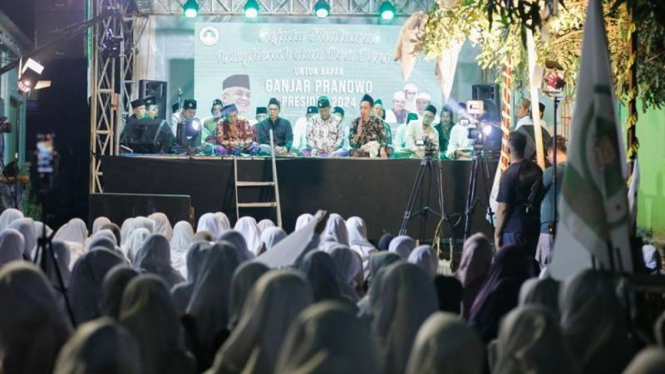 Santri dan Ulama di Karawang dukung Ganjar Pranowo jadi calon presiden 2024