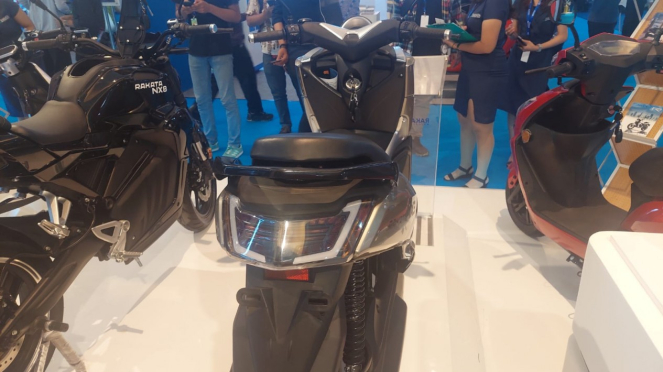 Ada Skutik Listrik Mirip Banget Yamaha Nmax Di PEVS