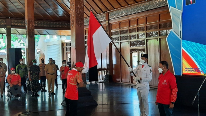 Pengukuhan kontingen Indonesia di ASEAN Para Games 2022