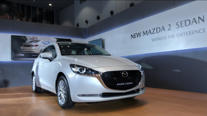 Mobil sedan baru Mazda 2 di Indonesia