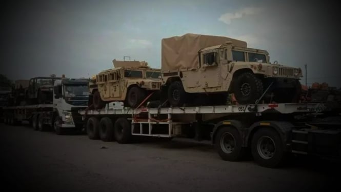 VIVA Militer: Kendaraan perang militer Amerika di Sumatera.