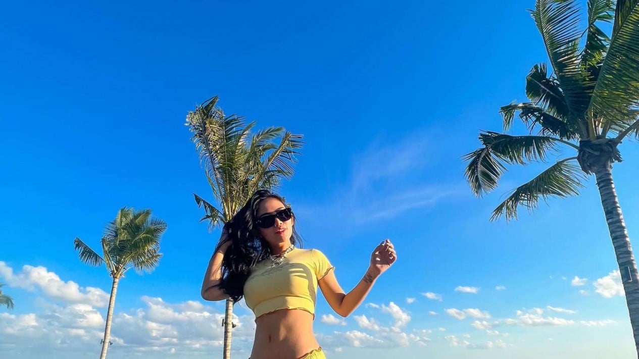 Foto Rachel Vennya Pamer Body Seksi Dengan Bikini Warganet Bionya Selawat Postingannya Sholehot 8845