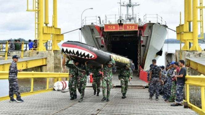 VIVA Militer: Tim Aju TNI AL sudah tiba di Dermaga Dabo Singkep Kepri