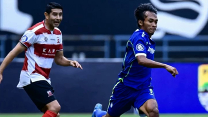 Persib Bandung vs Madura United