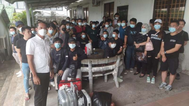Docenas de ciudadanos indonesios han sido eliminados con éxito para ser víctima de la solicitud de empleo en Camboya
