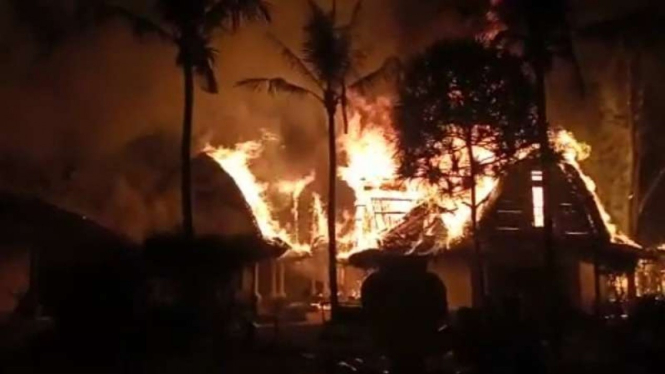 2 hotel di Gili Trawangan Lombok Utara terbakar