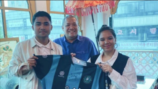 Manajemen Lombok FC bertemu Asnawi Mangkualam. 