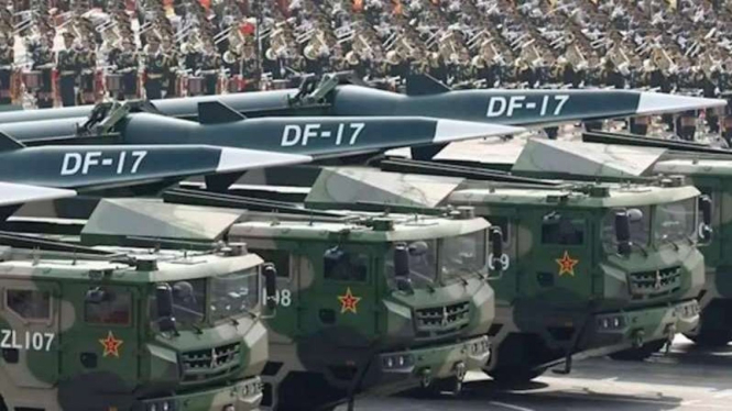 VIVA Militer: Rudal hipersonik Dongfeng DF-17 militer China