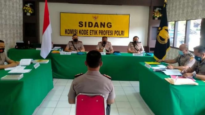 Polda Papua melakukan sidan etik terhadap anggotanya