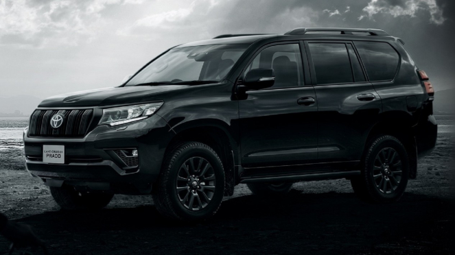 ilustrasi gambar mobil Toyota Land Cruiser Prado terbaru