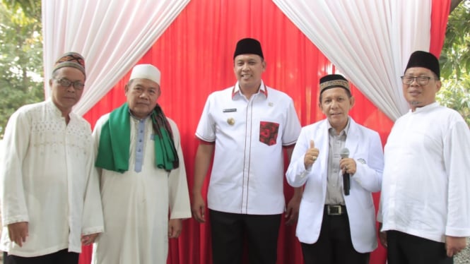 Pelaksana Tugas (Plt) Wali Kota Bekasi Tri Adhianto.