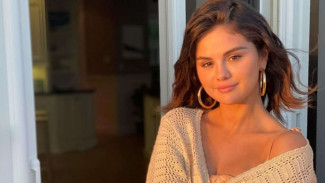 Jawaban Menohok Selena Gomez Usai Postur Tubuhnya Kena Body Shaming Netizen