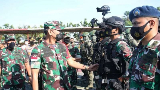 VIVA Militer: Pangdam XII/Tpr Mayjen TNI Sulaiman Agusto cek kesiapan pasukan