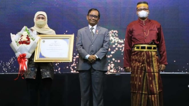 Pemprov Jatim Borong Penghargaan Di Ajang Lan Ri Award 2022