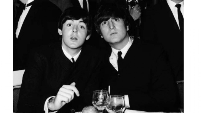 Paul McCartney dan John Lennon