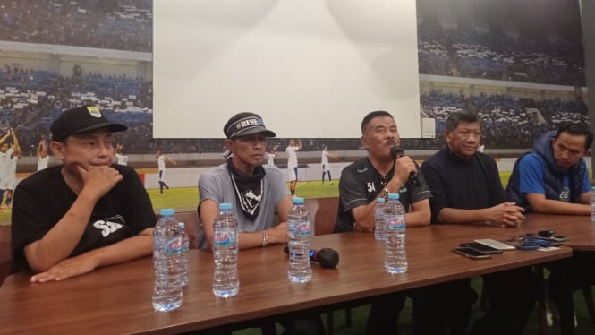 Komisaris PT Persib Bandung Bermartabat, Umuh Muchtar