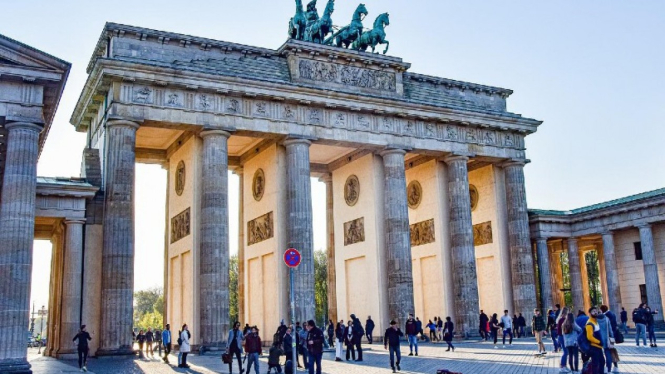 Gerbang Brandenburg, Berlin, Jerman.