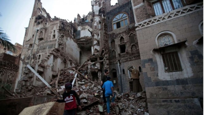 Bangunan Bersejarah Runtuh di Yaman Akibat Hujan Lebat