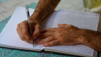 Contoh Kata Kerja Lengkap dengan Penjelasannya