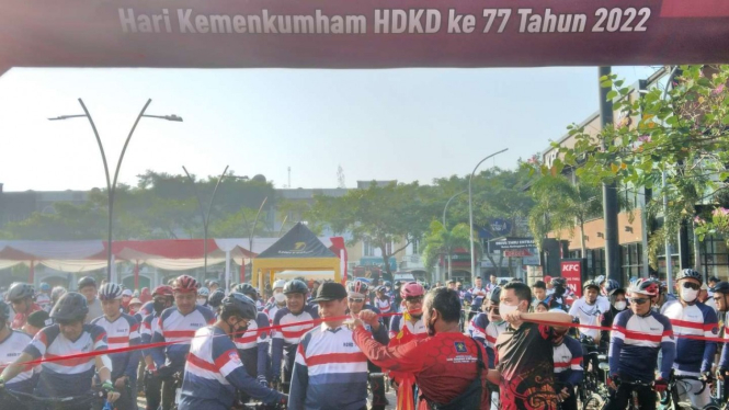 Kegiatan Sepeda Ria atau Fun Bike, di Bez Walk Gading Serpong, Tangerang.