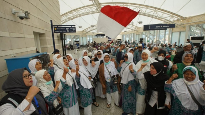 Pelepasan pulang SOC 43 jamaah haji Indonesia di Bandara Madinah.
