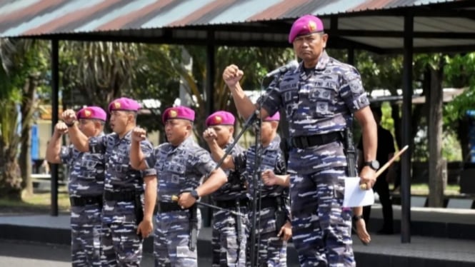 VIVA Militer: Danpasmar 2 Brigjen TNI (Mar) Suherlan pimpin Apel Pasukan