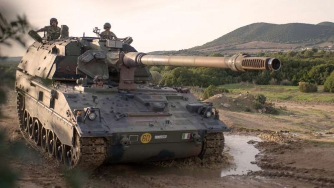 VIVA Militer: Kendaraan tempur lapis baja Panzerhaubitze PzH 2000 buatan Jerman