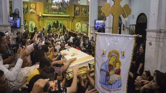 Korban tewas kebakaran di gereja di Greater Cairo yang menewaskan puluhan orang