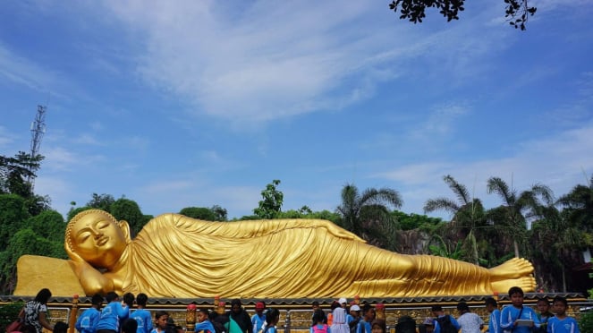 patung Buddha di Maha Vihara Mojopahit