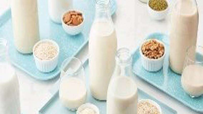 Oat milk atau susu oat 