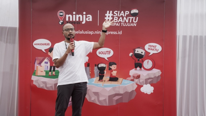 CMO Ninja Xpress, Andi Djoewarsa