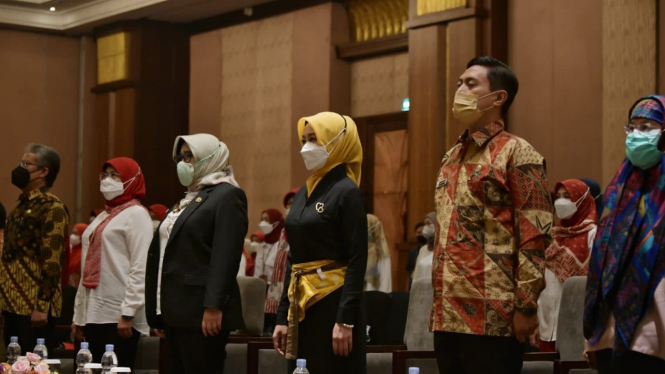 Seminar Hari Hepatitis Sedunia ke-13 di El-Royale Hotel, Kota Bandung.