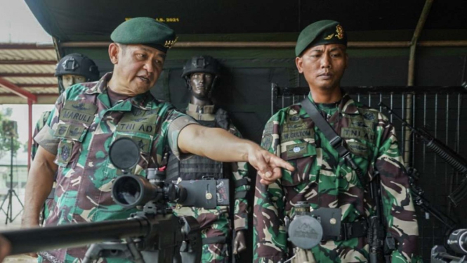 VIVA Militer: Pangkostrad cek kesiapan Satgas Pa Yonif PR 305/Tengkorak Kostrad 