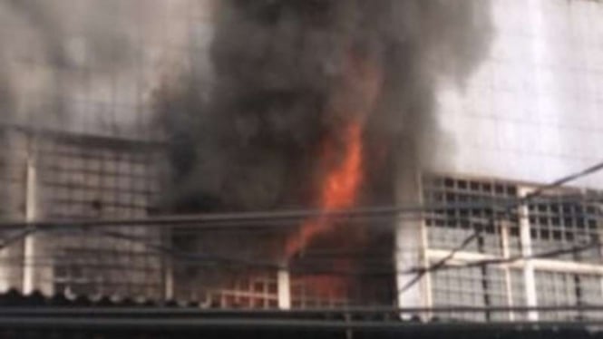 Kebakaran gedung kos-kosan di Tambora, Jakarta Barat
