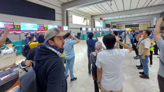 Peringatan HUT ke-77 RI di Bandara Soekarno-Hatta, Tangerang.