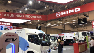 Hino Tingkatkan Layanan Kendaraan Komersial Berteknologi Euro 4