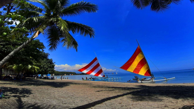 Pantai Pasir Putih Situbondo