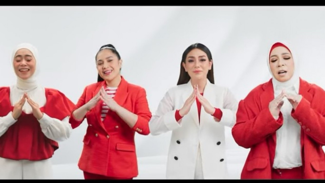 Lesti Kejora, Nagita Slavina, Celine Evangelista, dan Melly Goeslaw