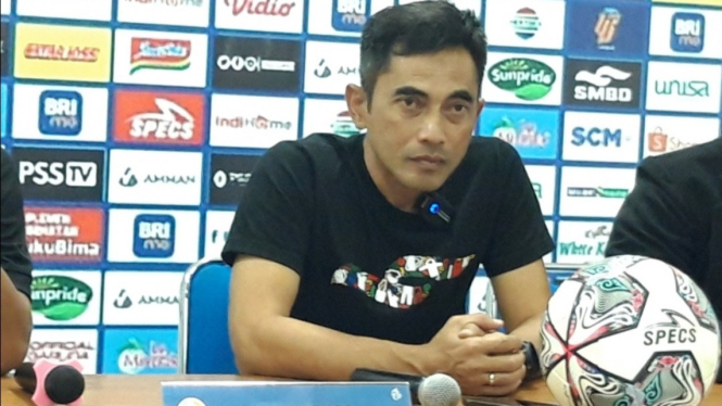 Pelatih PSS Sleman, Seto Nurdiantoro. 