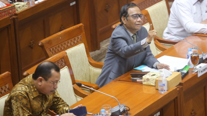 Menkopolhukam Mahfud MD selaku Ketua Kompolnas dipang DPR Soal Kasus Brigadir J